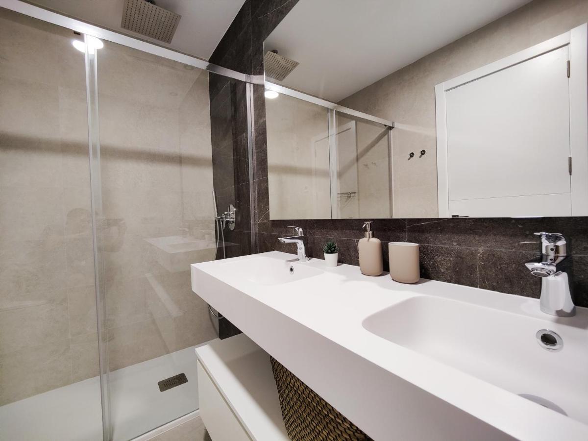Sunset Cliffs Sea View Apartments Бенидорм Екстериор снимка